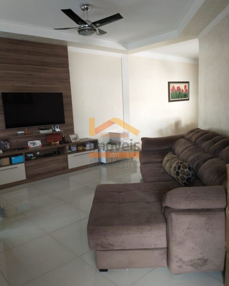 Casa, 3 quartos, 225 m² - Foto 18