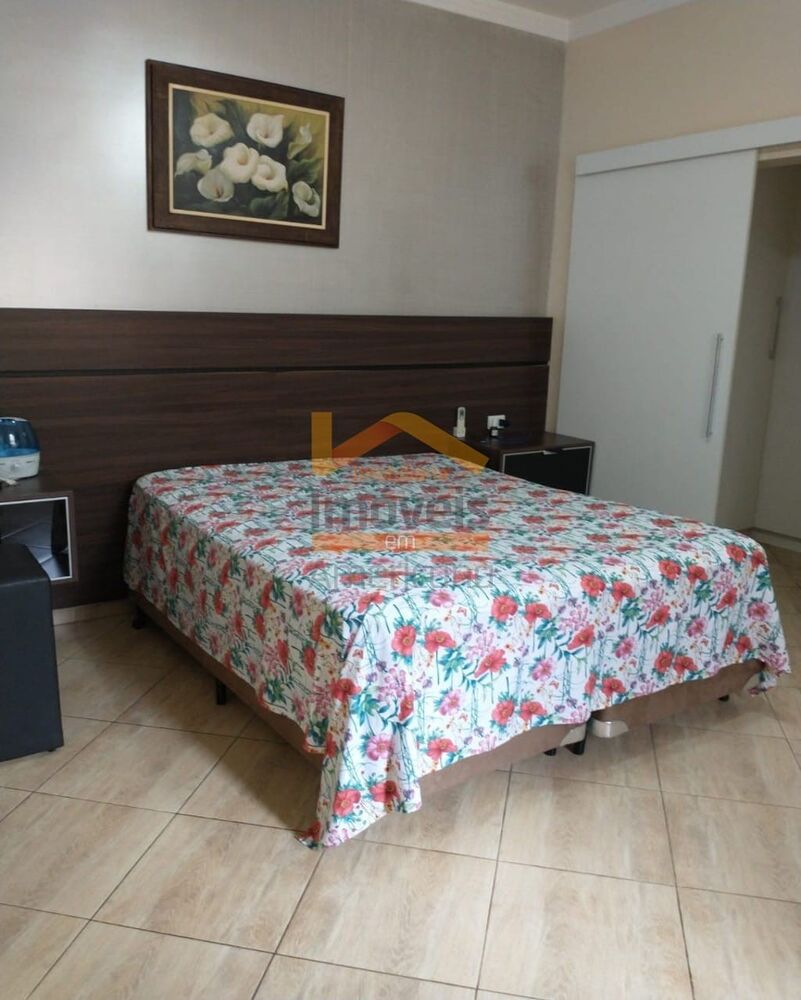 Casa, 3 quartos, 225 m² - Foto 22