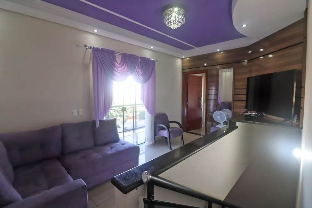 Casa, 3 quartos, 240 m² - Foto 2