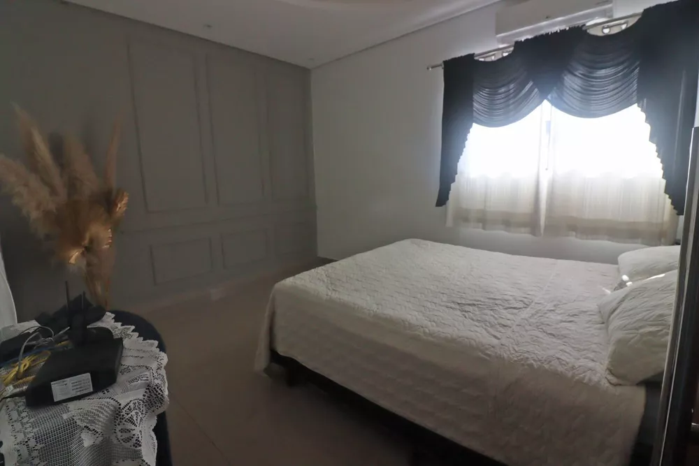 Casa, 3 quartos, 240 m² - Foto 18