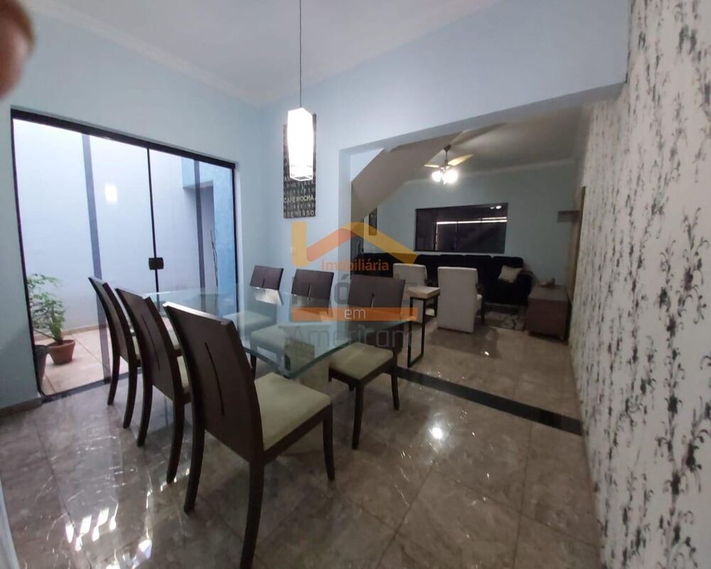 Casa à venda com 3 quartos, 180m² - Foto 3