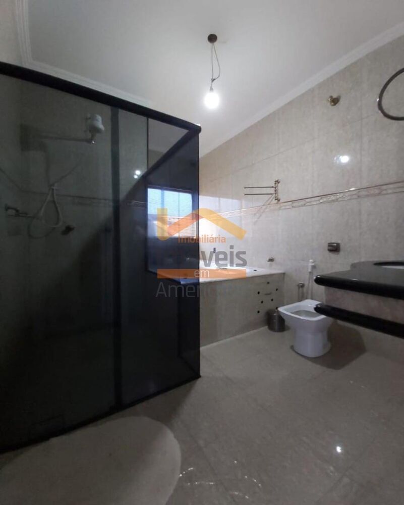 Casa à venda com 3 quartos, 180m² - Foto 15