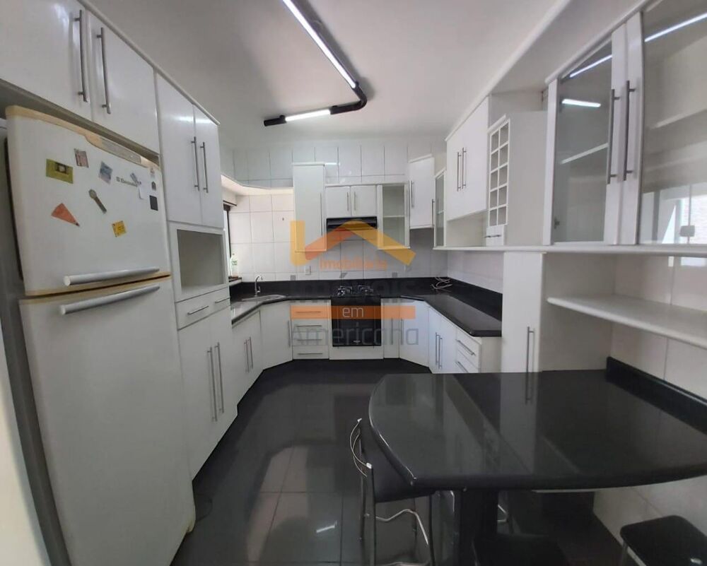 Casa à venda com 3 quartos, 180m² - Foto 6