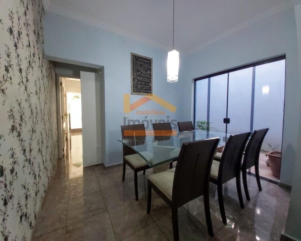 Casa à venda com 3 quartos, 180m² - Foto 5