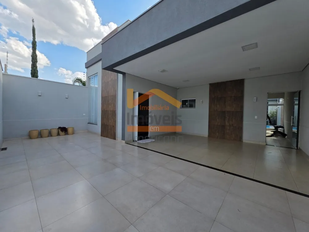 Casa, 3 quartos, 168 m² - Foto 2