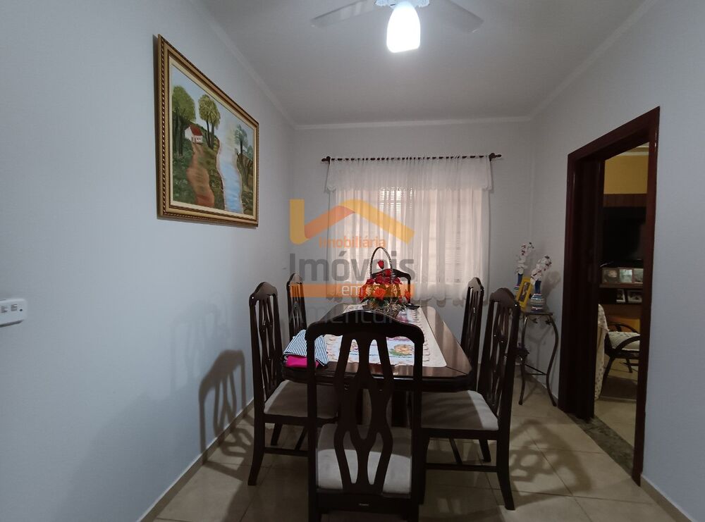 Casa, 3 quartos, 250 m² - Foto 4