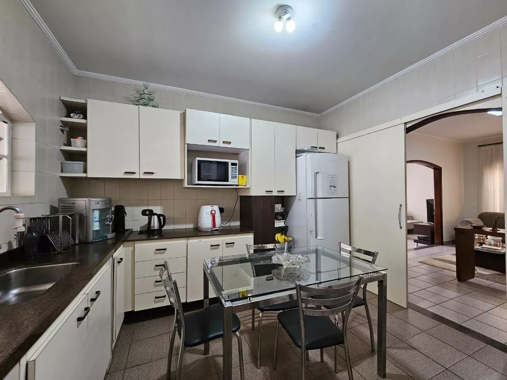 Casa, 3 quartos, 220 m² - Foto 14