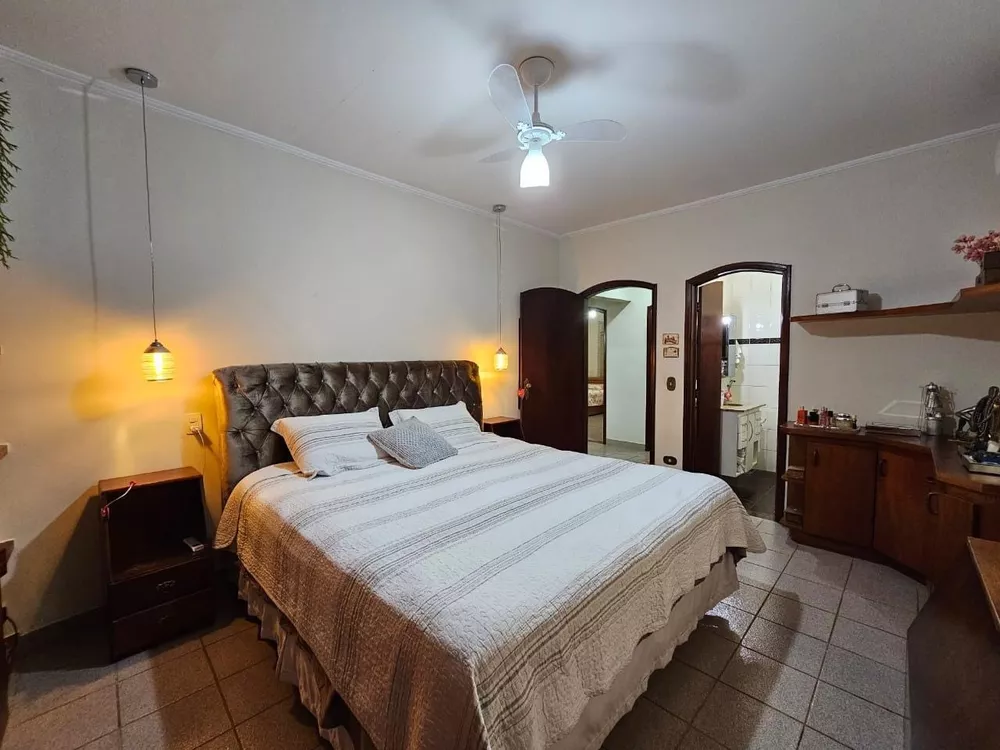 Casa, 3 quartos, 220 m² - Foto 19