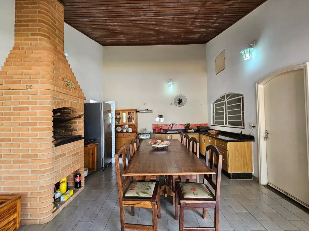 Casa, 3 quartos, 220 m² - Foto 13