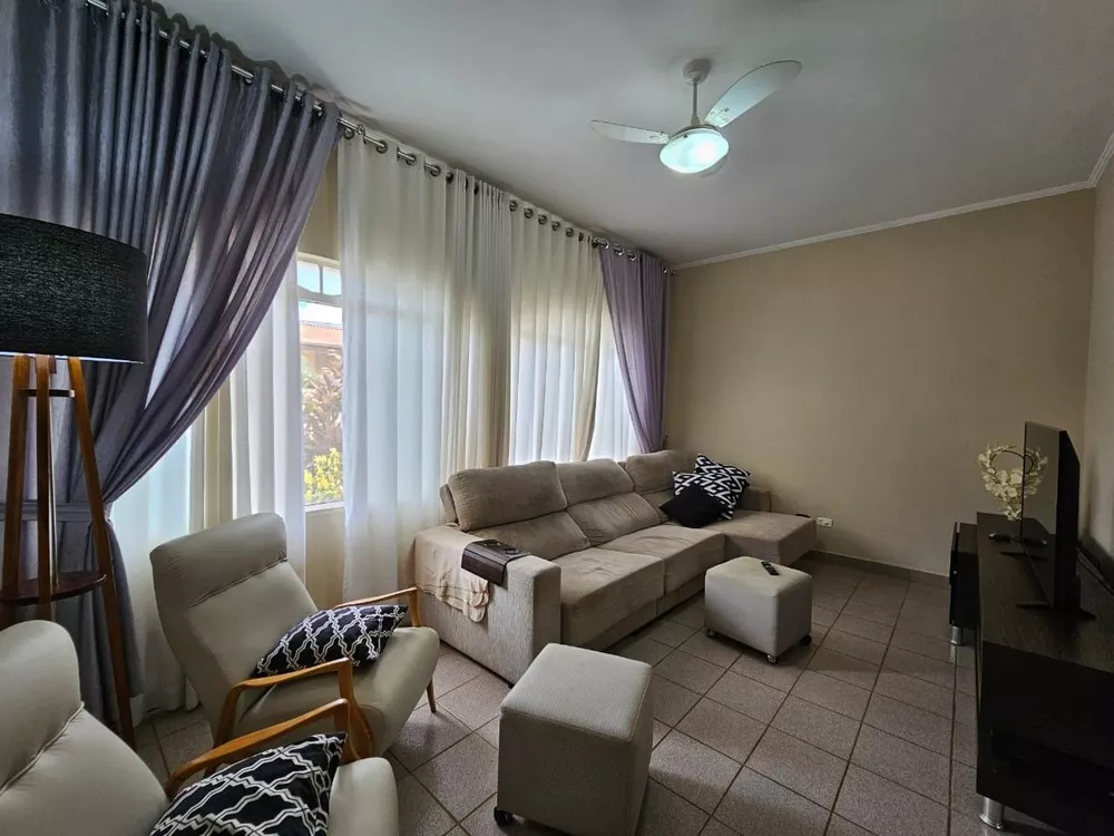 Casa, 3 quartos, 220 m² - Foto 22