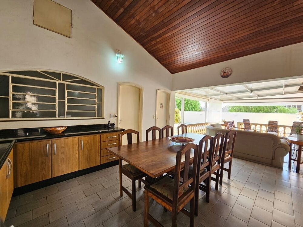 Casa, 3 quartos, 220 m² - Foto 9