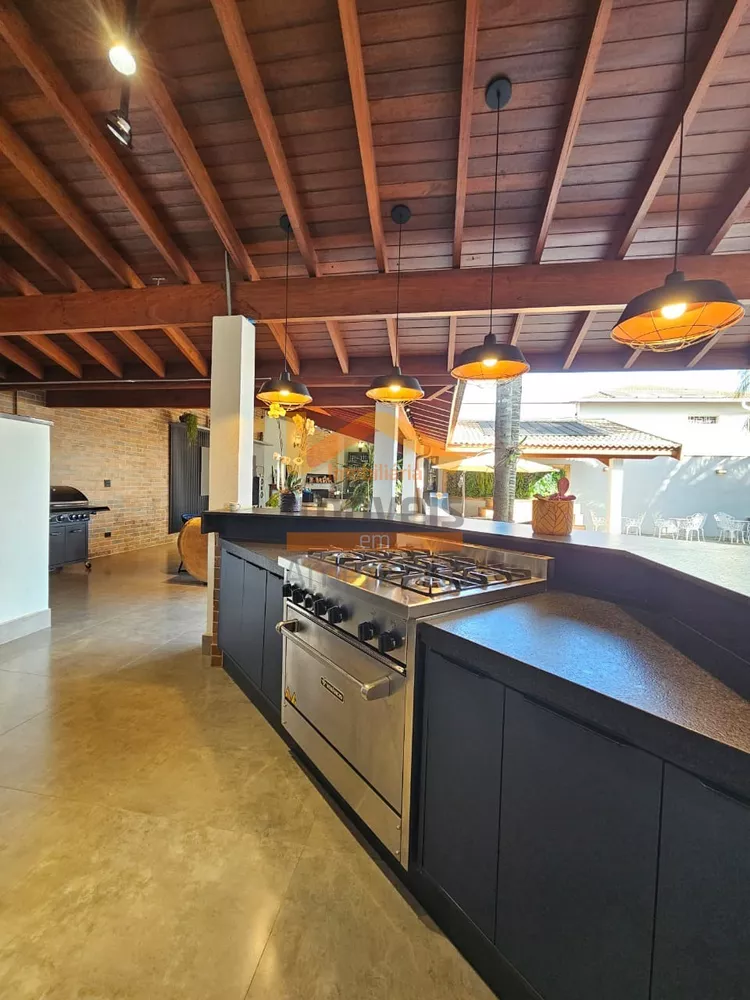 Casa, 4 quartos, 390 m² - Foto 3