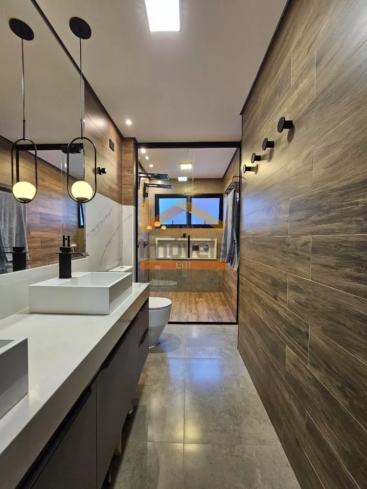 Casa, 4 quartos, 390 m² - Foto 1