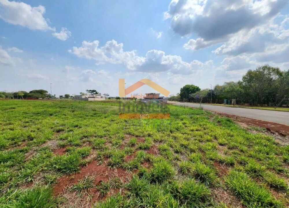 Terreno à venda, 612m² - Foto 1