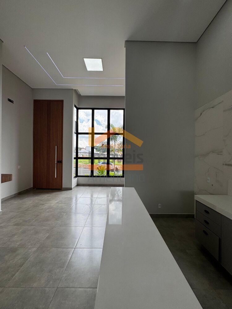Casa de Condomínio à venda com 3 quartos, 194m² - Foto 4