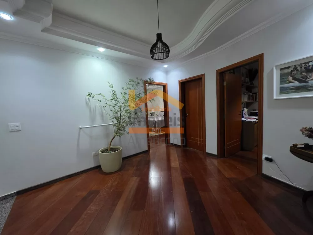 Casa, 4 quartos, 338 m² - Foto 1
