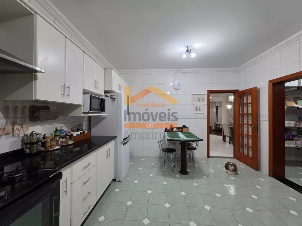 Casa, 4 quartos, 338 m² - Foto 2