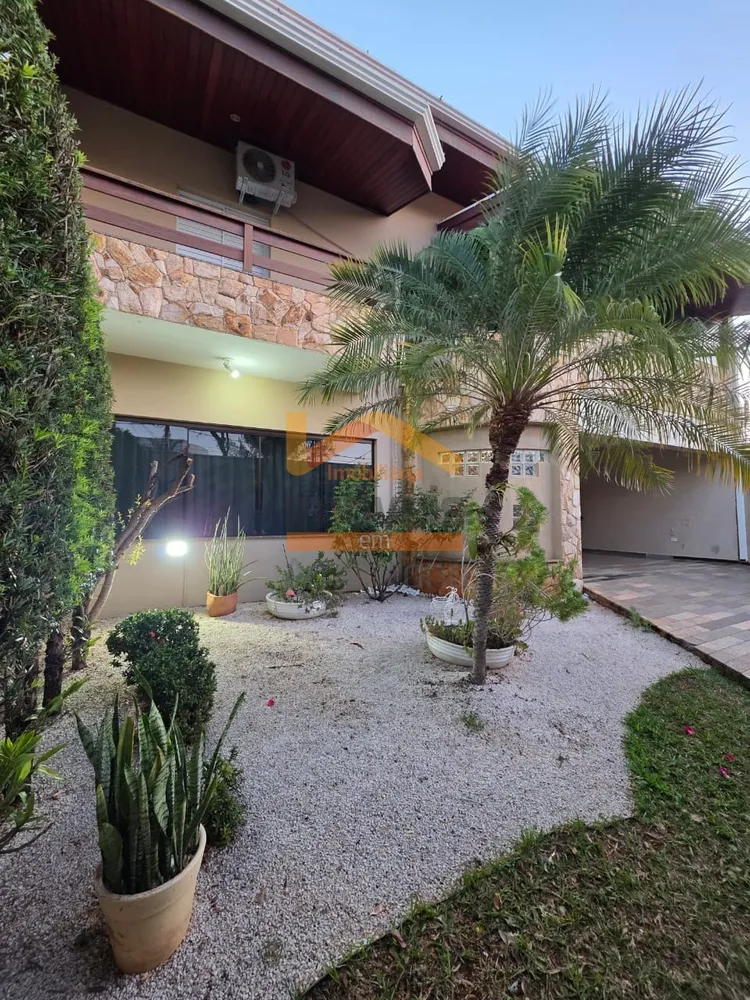 Casa, 4 quartos, 338 m² - Foto 3