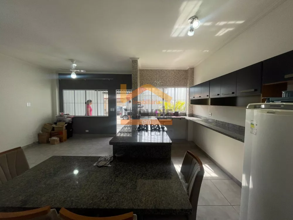 Casa, 2 quartos, 118 m² - Foto 1