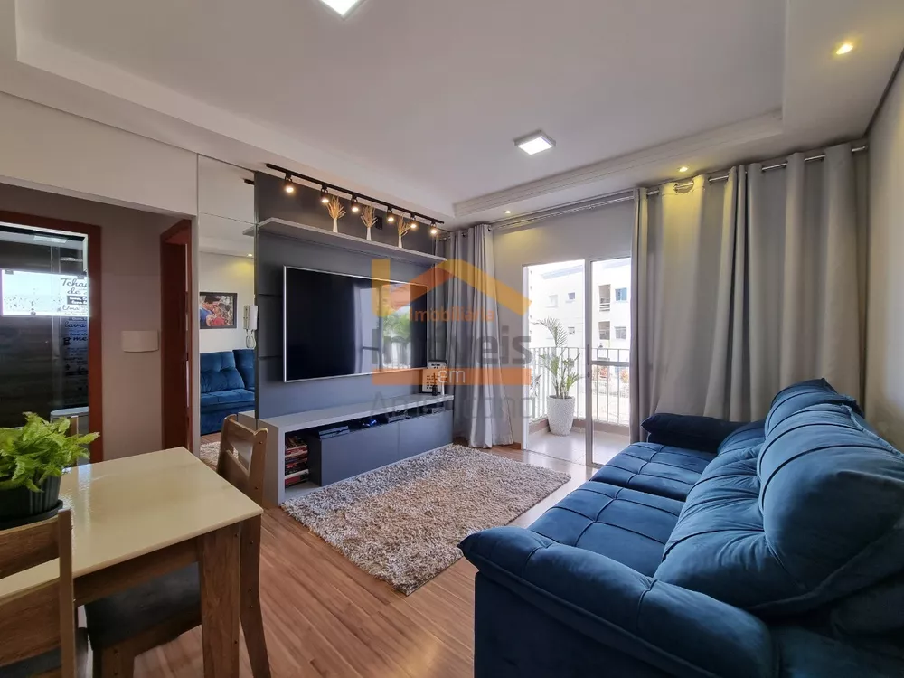 Apartamento à venda com 2 quartos, 62m² - Foto 2