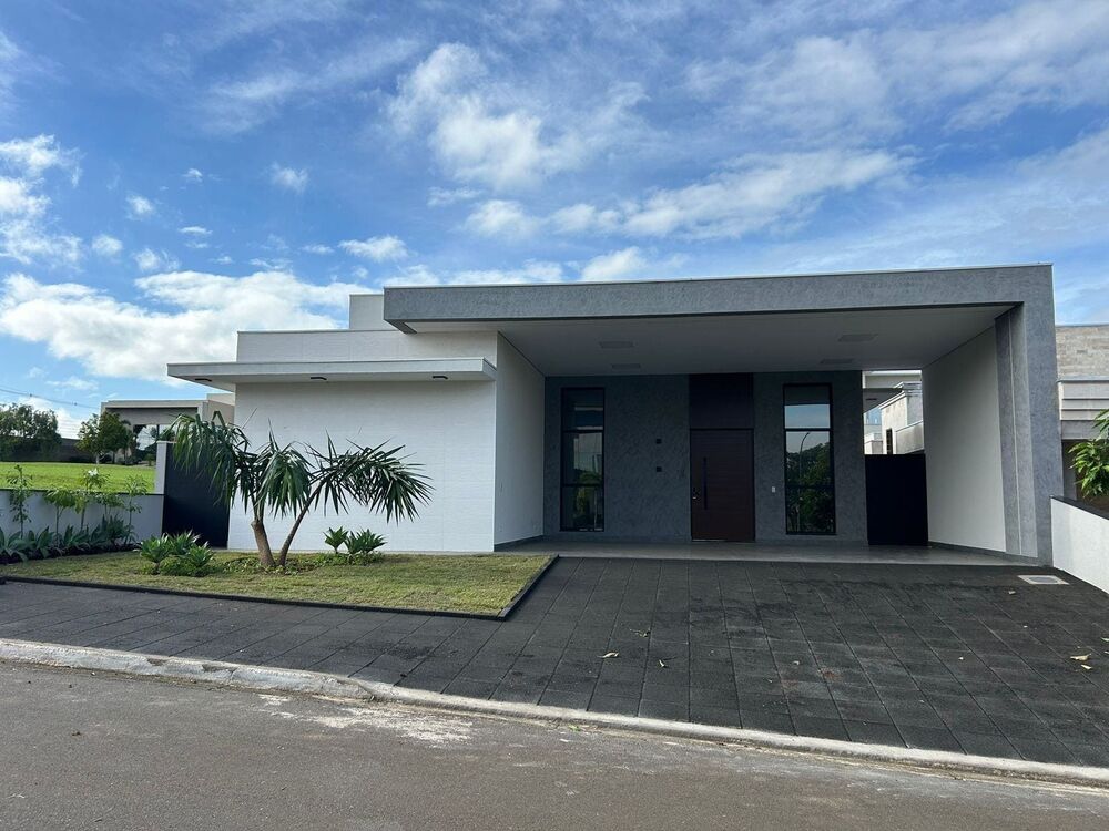 Casa de Condomínio à venda com 3 quartos, 253m² - Foto 2