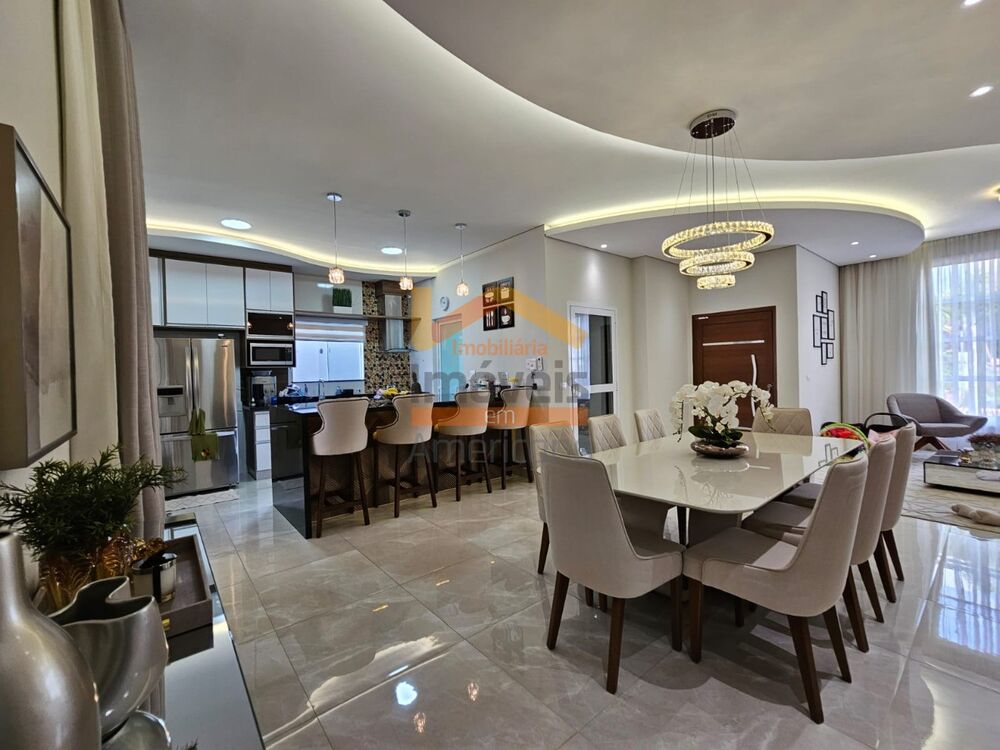 Casa de Condomínio à venda com 3 quartos, 303m² - Foto 3