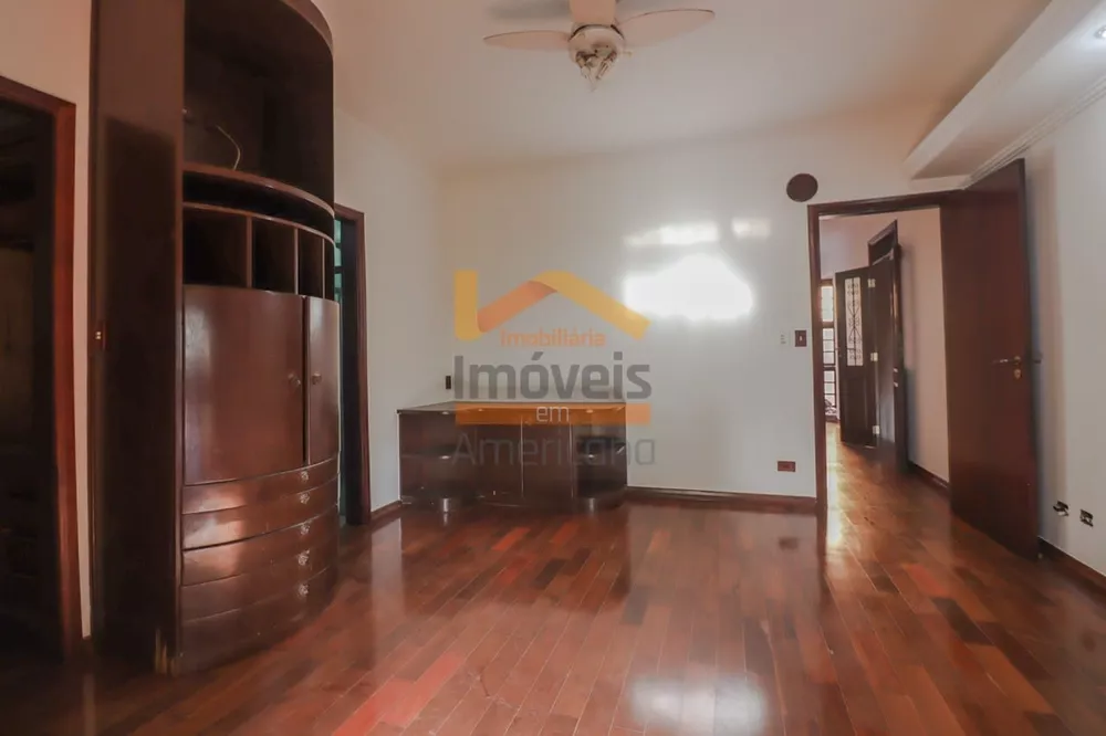 Casa à venda com 3 quartos, 308m² - Foto 5