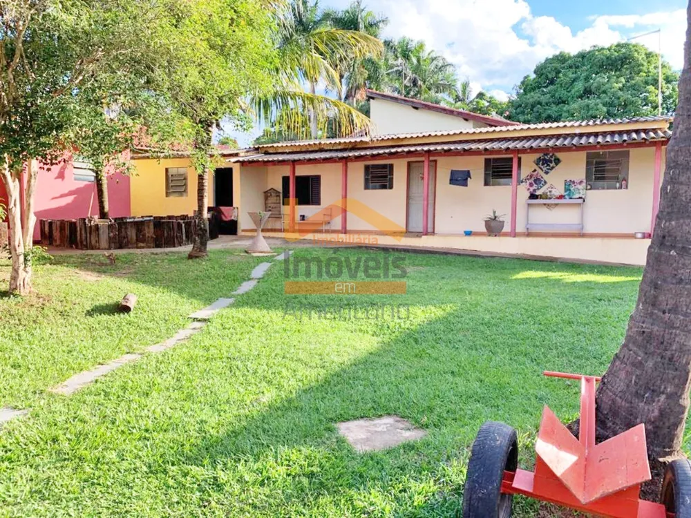 Chácara, 3 quartos, 1440 m² - Foto 2