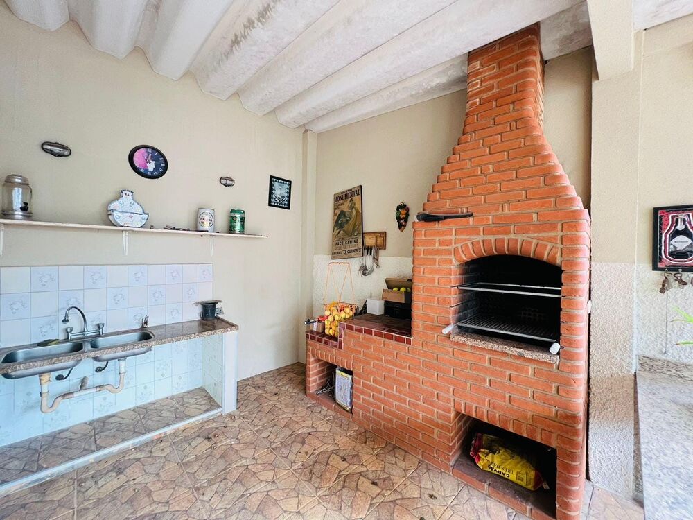 Casa à venda com 3 quartos, 220m² - Foto 4