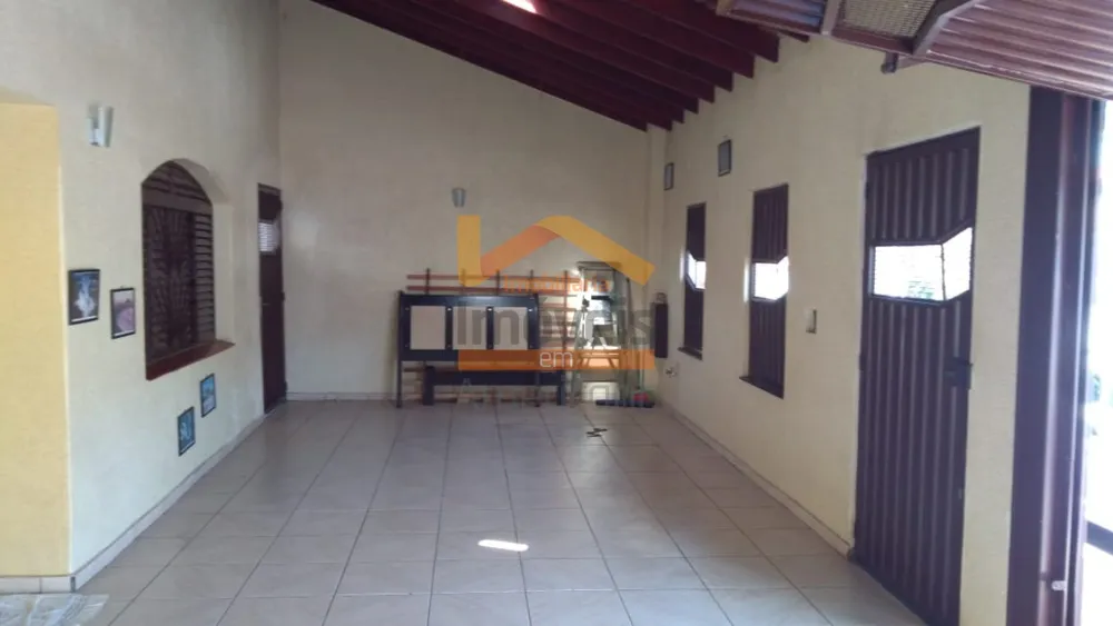 Casa, 3 quartos, 229 m² - Foto 3