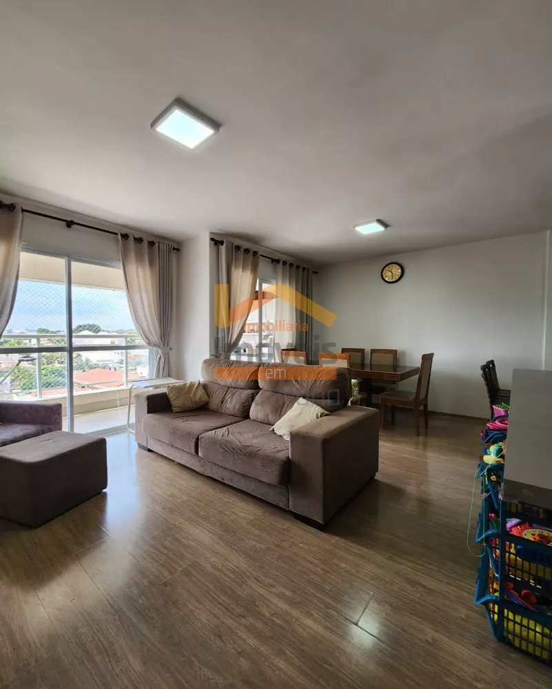 Apartamento à venda com 3 quartos, 90m² - Foto 1