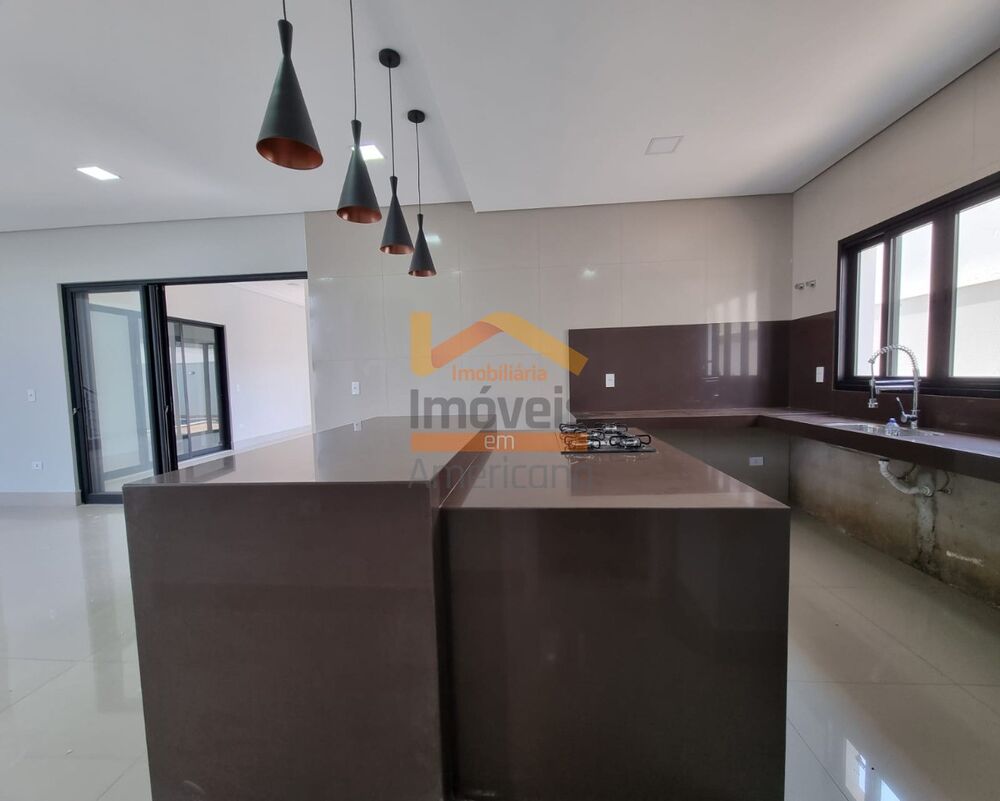 Casa de Condomínio à venda com 6 quartos, 425m² - Foto 1