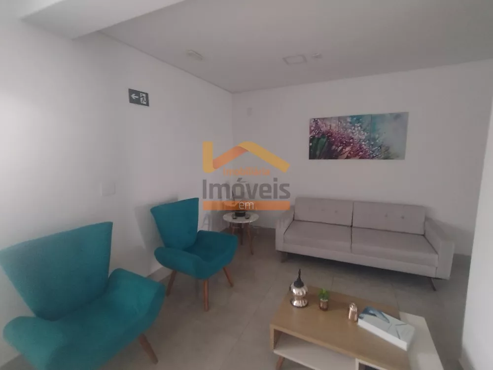 Apartamento à venda com 3 quartos, 77m² - Foto 1