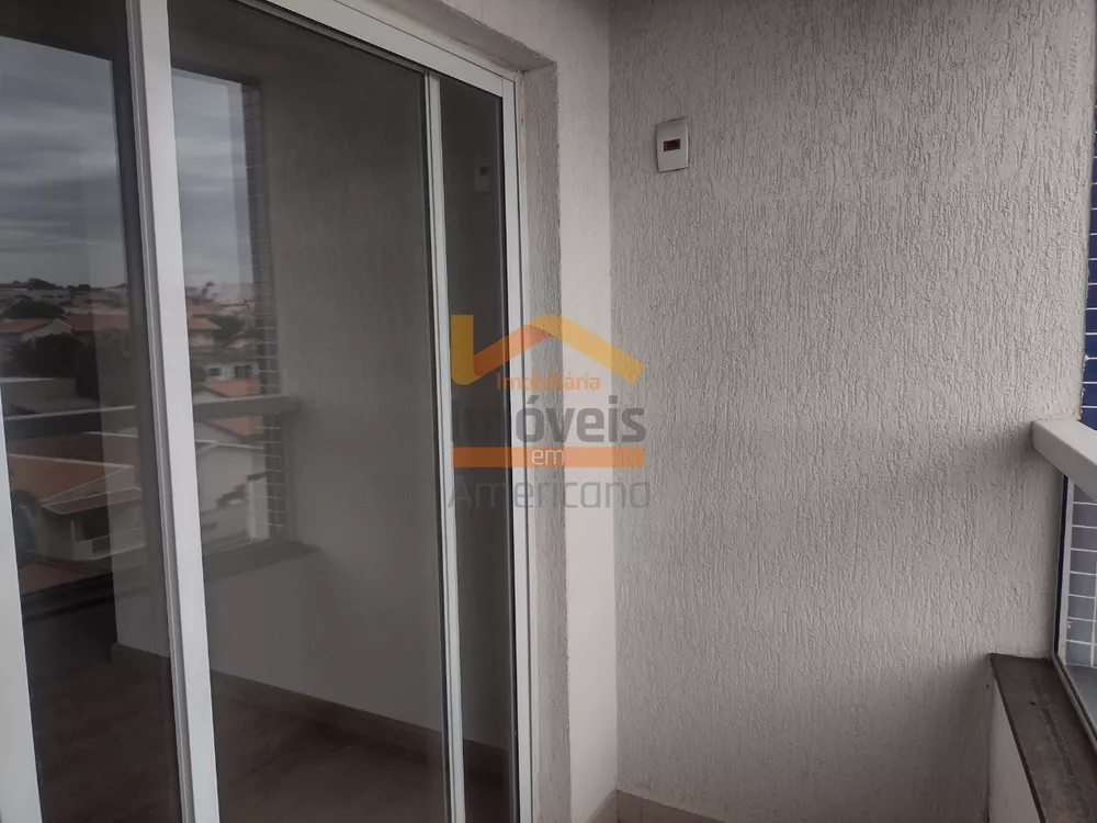 Apartamento à venda com 3 quartos, 77m² - Foto 3