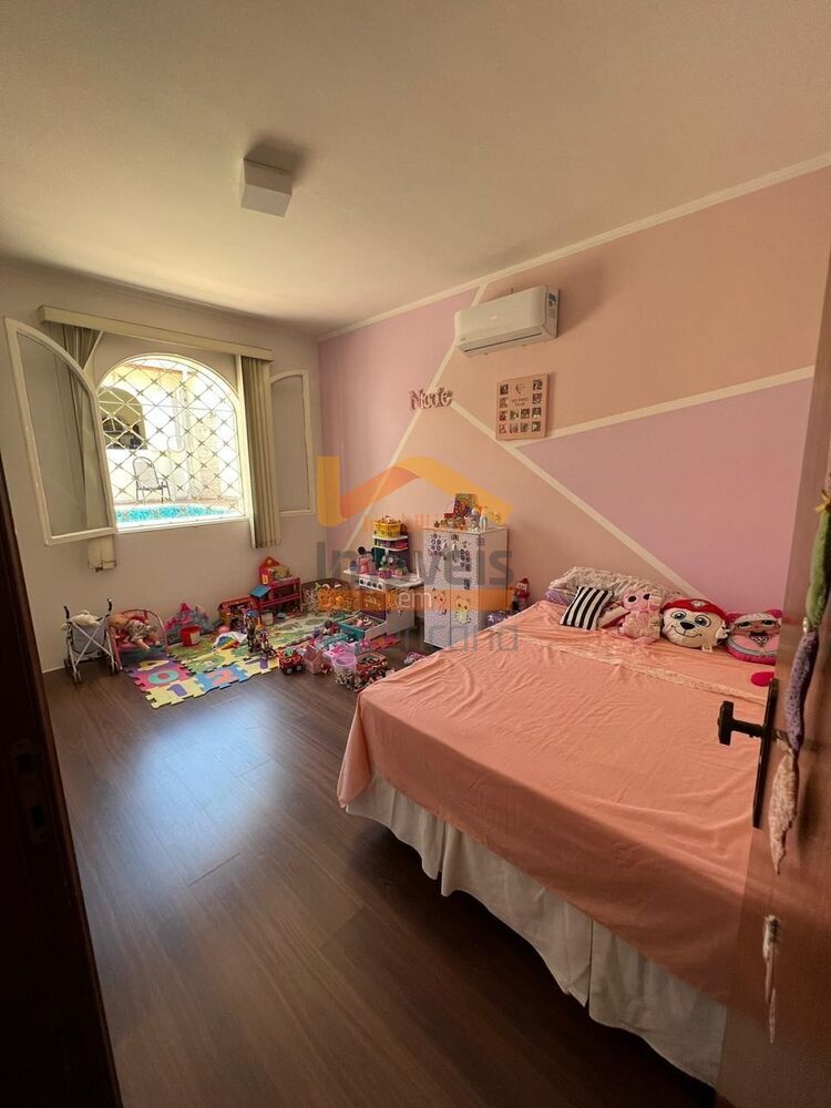 Casa, 3 quartos, 212 m² - Foto 23