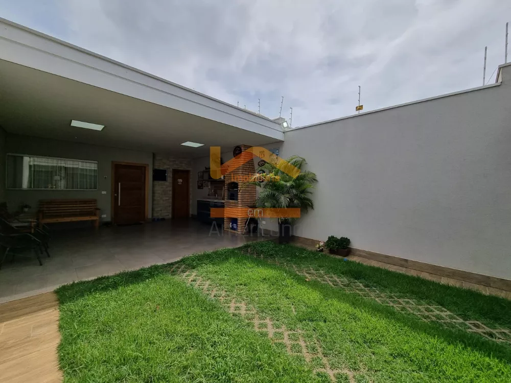 Casa à venda com 3 quartos, 130m² - Foto 3