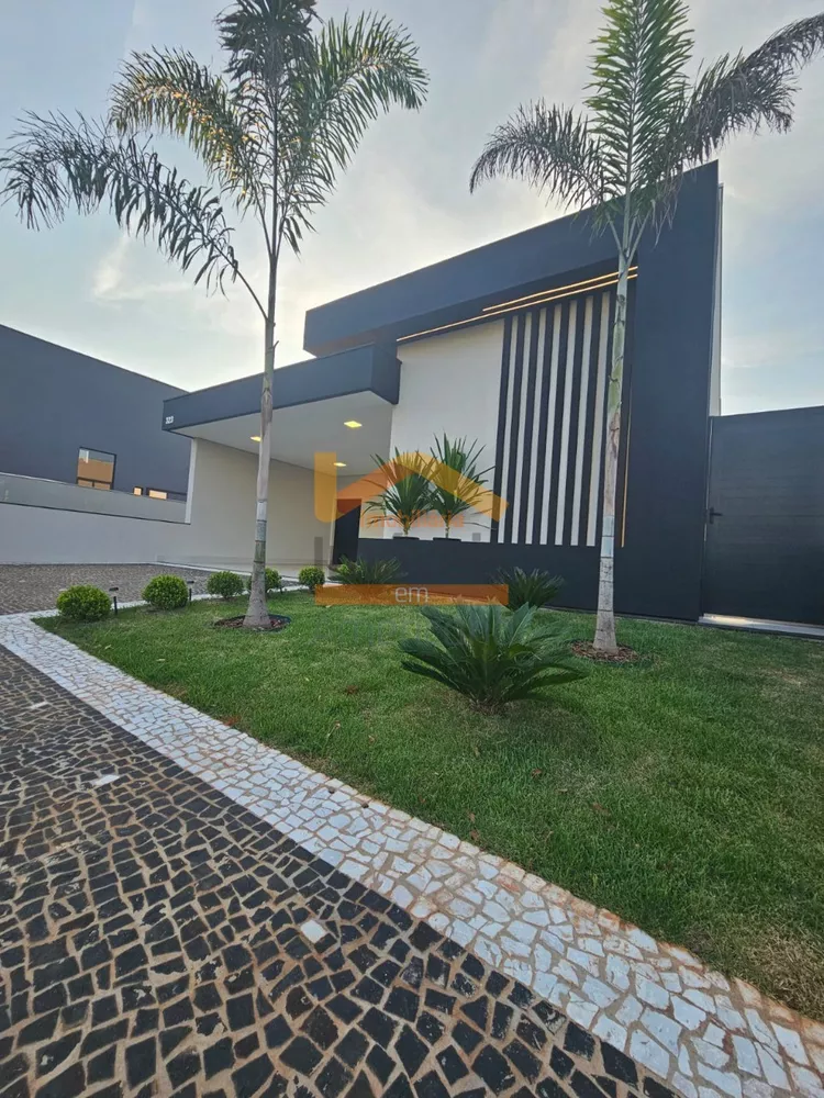 Casa de Condomínio à venda com 3 quartos, 200m² - Foto 2