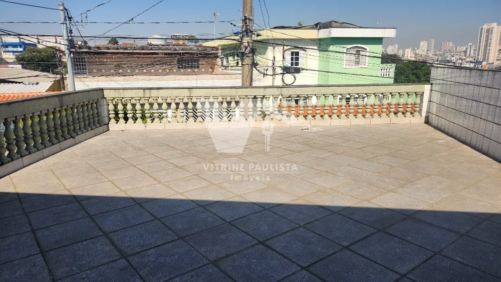 Casa à venda com 5 quartos, 250m² - Foto 2