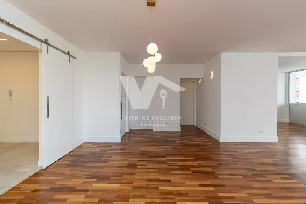 Apartamento à venda com 3 quartos, 270m² - Foto 10