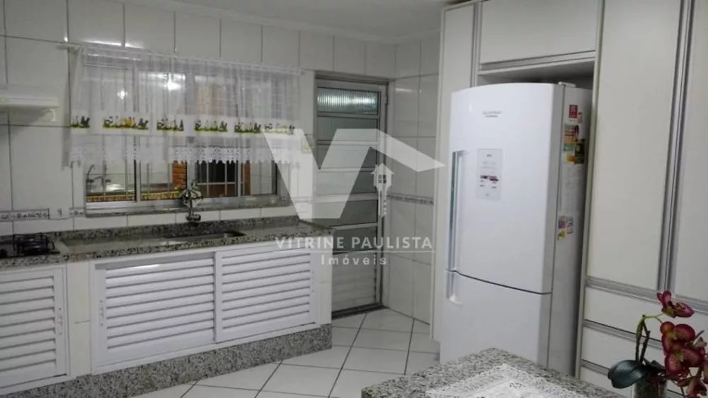 Casa à venda com 2 quartos, 100m² - Foto 4