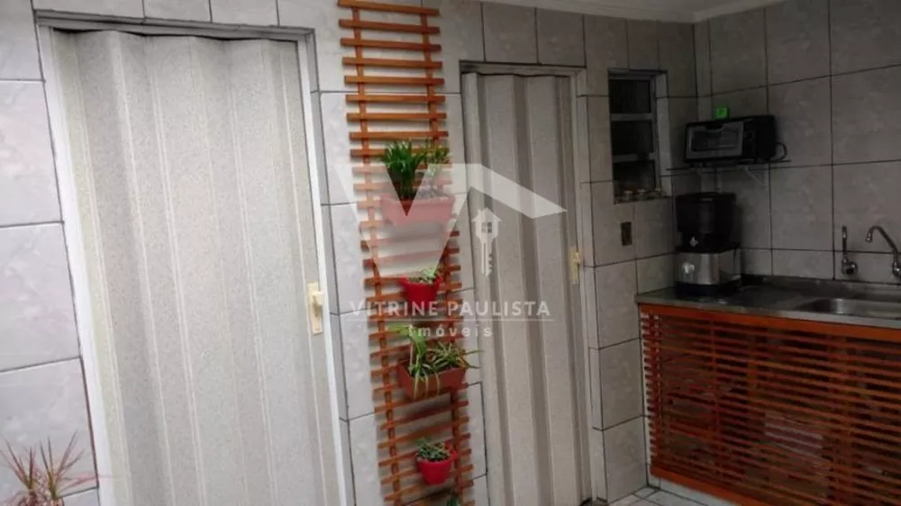 Casa à venda com 2 quartos, 100m² - Foto 3