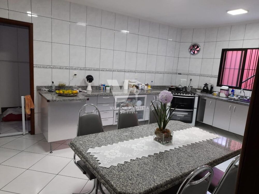Casa, 3 quartos, 250 m² - Foto 3