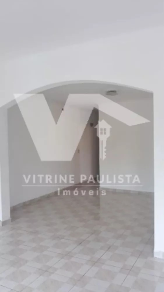 Casa à venda com 3 quartos, 241m² - Foto 4