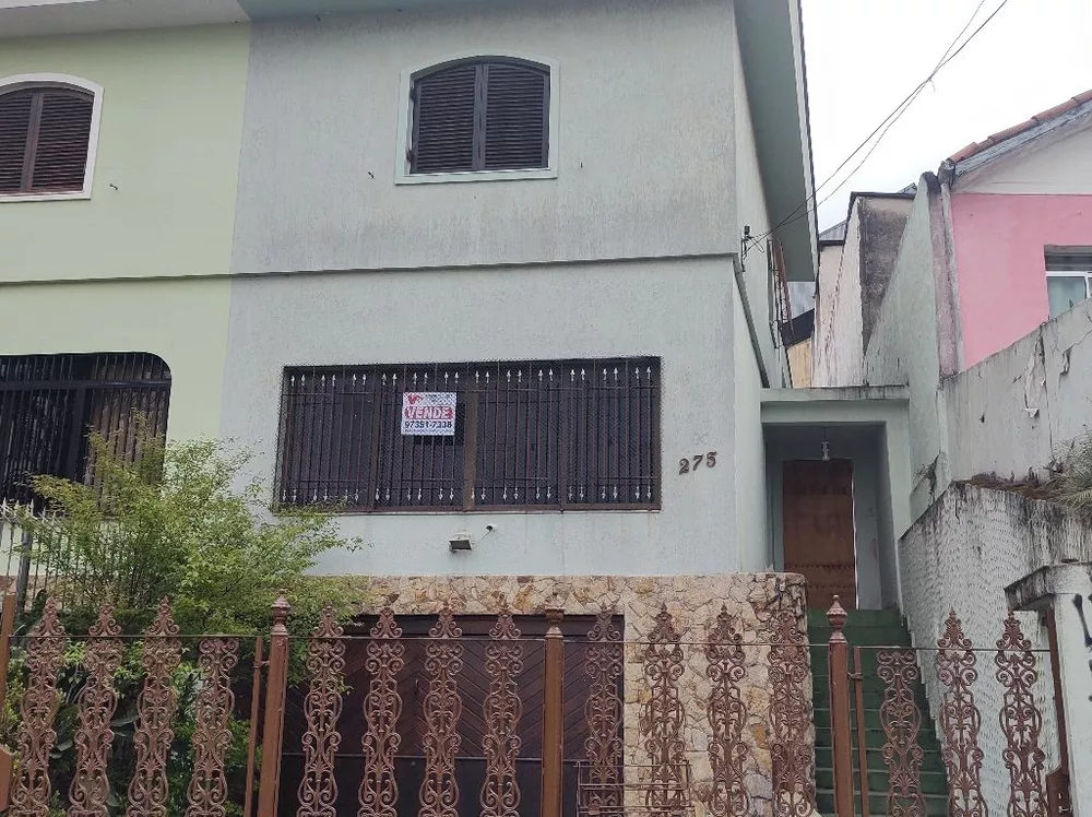 Casa à venda com 3 quartos, 196m² - Foto 1