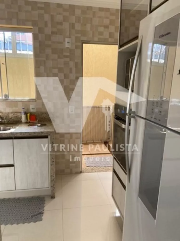 Casa à venda com 4 quartos, 250m² - Foto 4