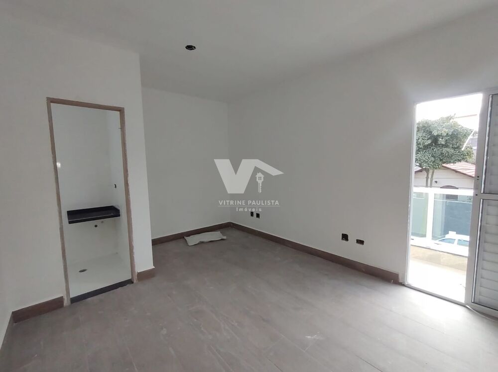 Casa à venda com 2 quartos, 120m² - Foto 2