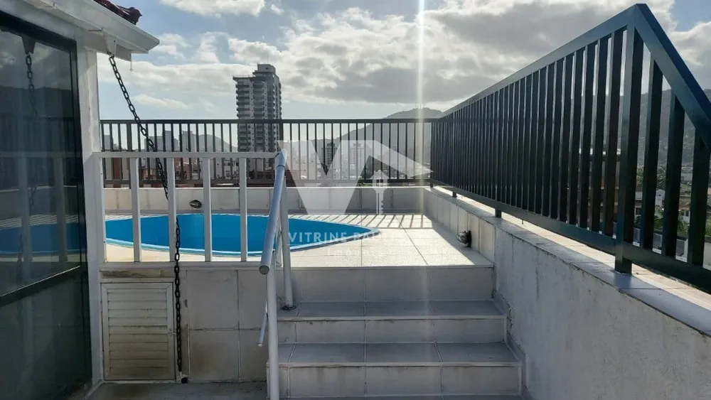Cobertura, 3 quartos, 220 m² - Foto 1