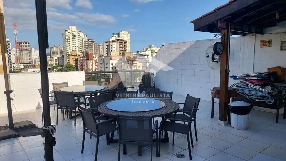 Cobertura, 3 quartos, 220 m² - Foto 2
