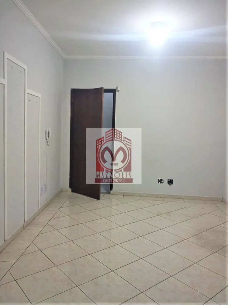 Sala-Conjunto, 1830 m² - Foto 2