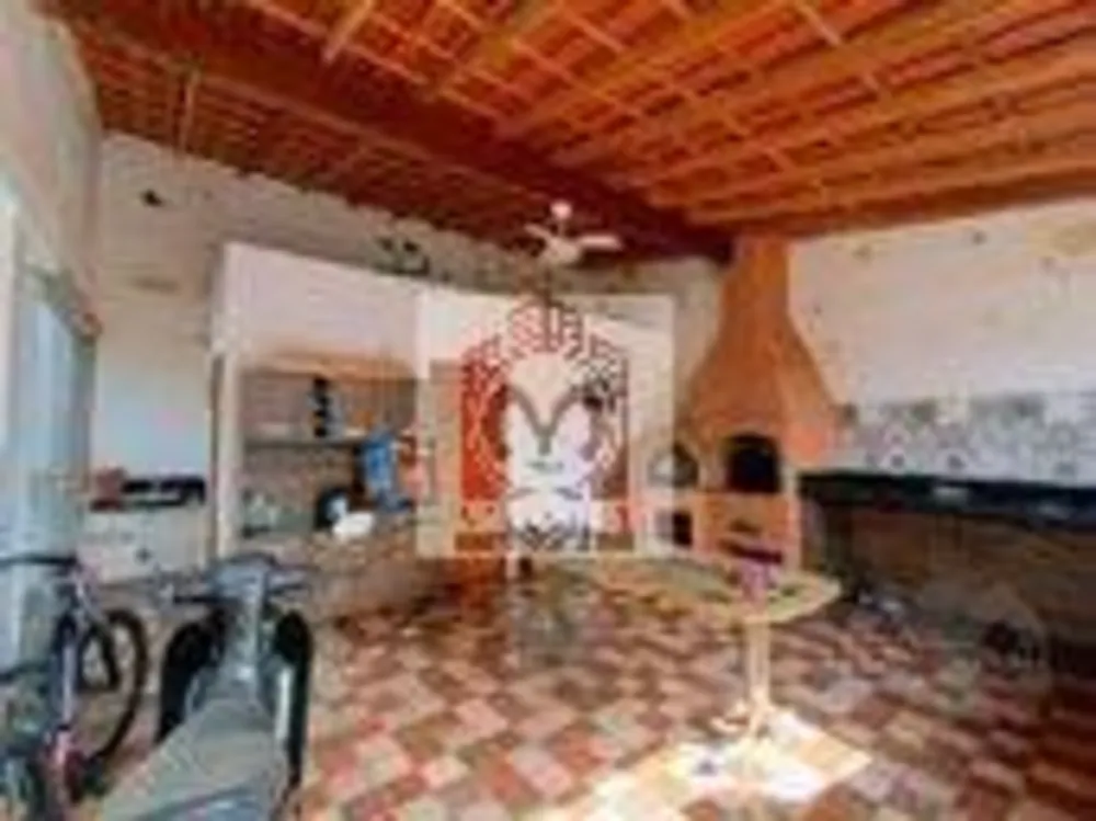 Casa, 3 quartos, 240 m² - Foto 1